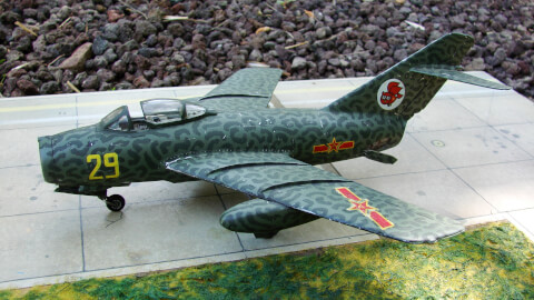 Maquette de MiG-15bis - image 1