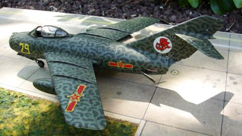 Maquette de MiG-15bis - image 7