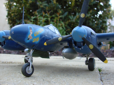 Maquette de Lockeed P-38 M Lightning - image 2