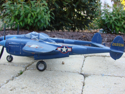 Maquette de Lockeed P-38 M Lightning - image 3