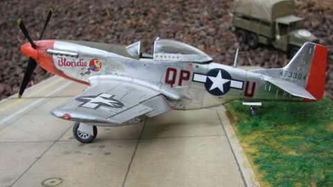 Maquette de P-51d Red Nose - image 5