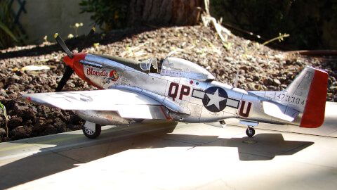 Maquette de P-51d Red Nose - image 2