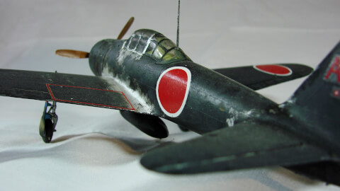 Maquette de Mitsubishi A6M2 ZERO chasseur de nuit - image 5