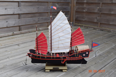 Maquette type Grééments de 38-red-dragon-joncque (Image Principale)