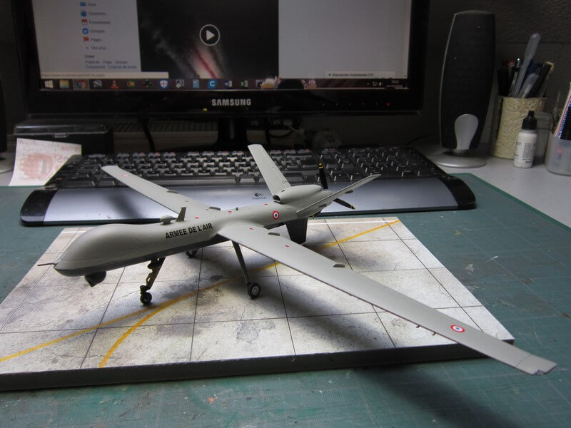 Image d'en-tête de page pour la maquette MQ-9 Reaper (drone french)