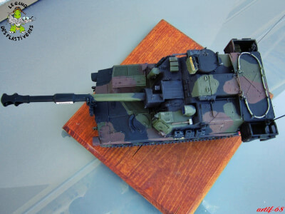 Maquette de M 109 A6 Paladin - image 3