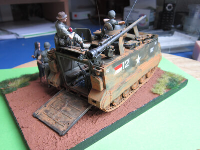 Maquette de M113A1 APC Vietnam - image 3