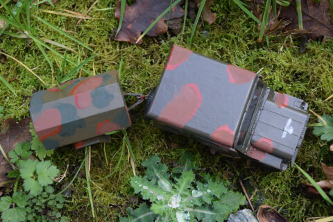 Maquette de M151A2 Hard top with trailer - image 2