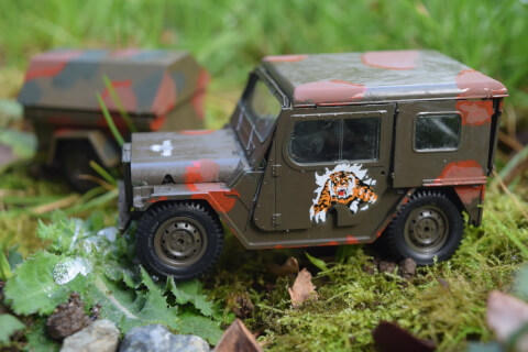 Maquette de M151A2 Hard top with trailer - image 5