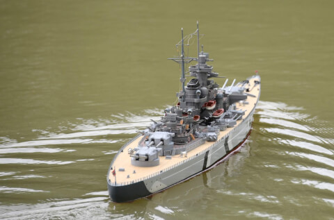 Maquette de Cuirassé BISMARCK - image 5