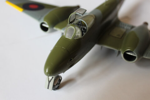 Maquette de Gloster meteor F1 (Tamiya 1/48) - image 5