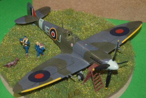 Maquette type Chasseurs de 282-spitfire-tamiya-1-48 (Image Principale)