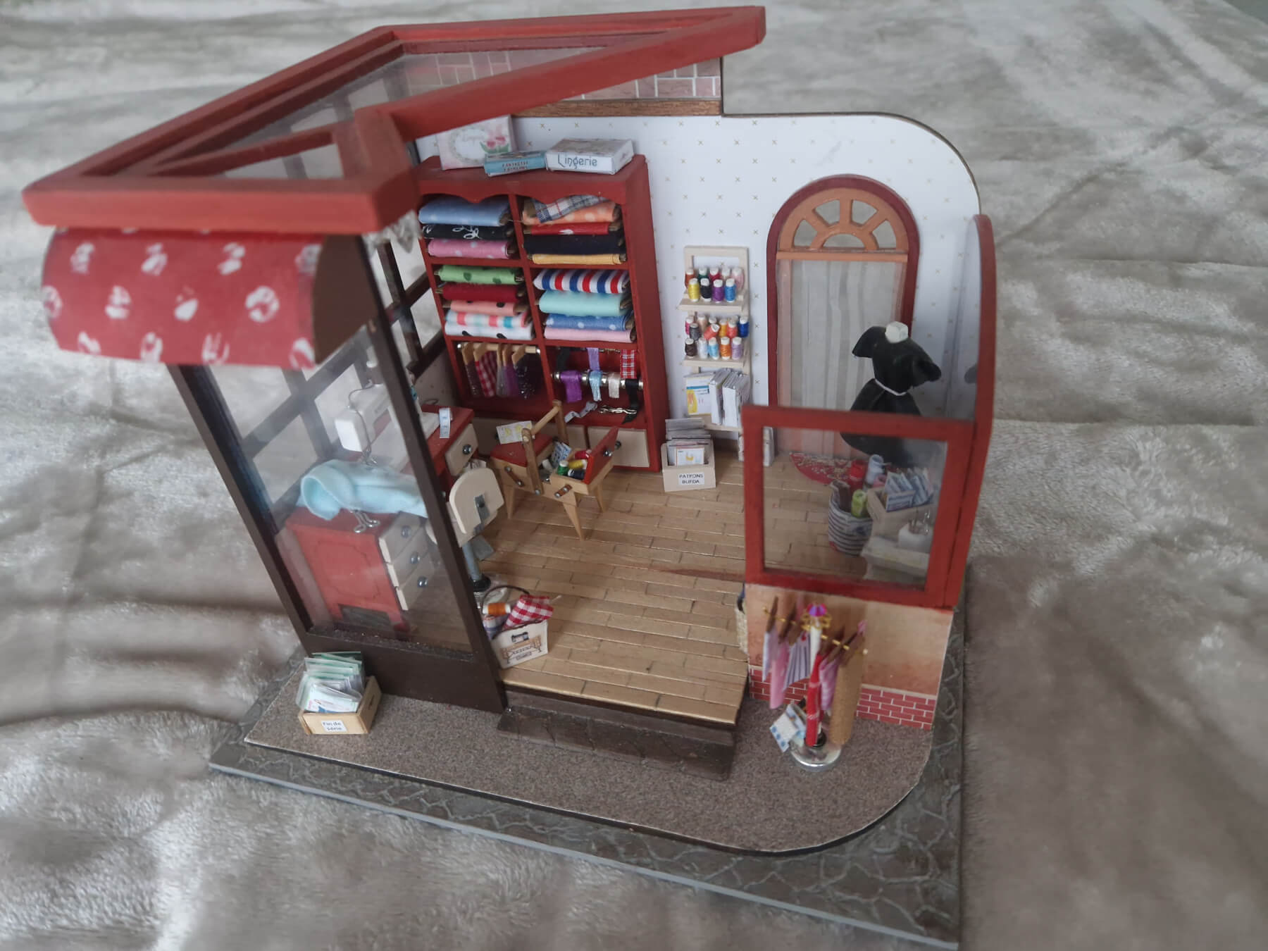 Image d'en-tête de page pour la maquette  La Mercerie