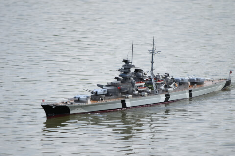 Cuirassé BISMARCK
