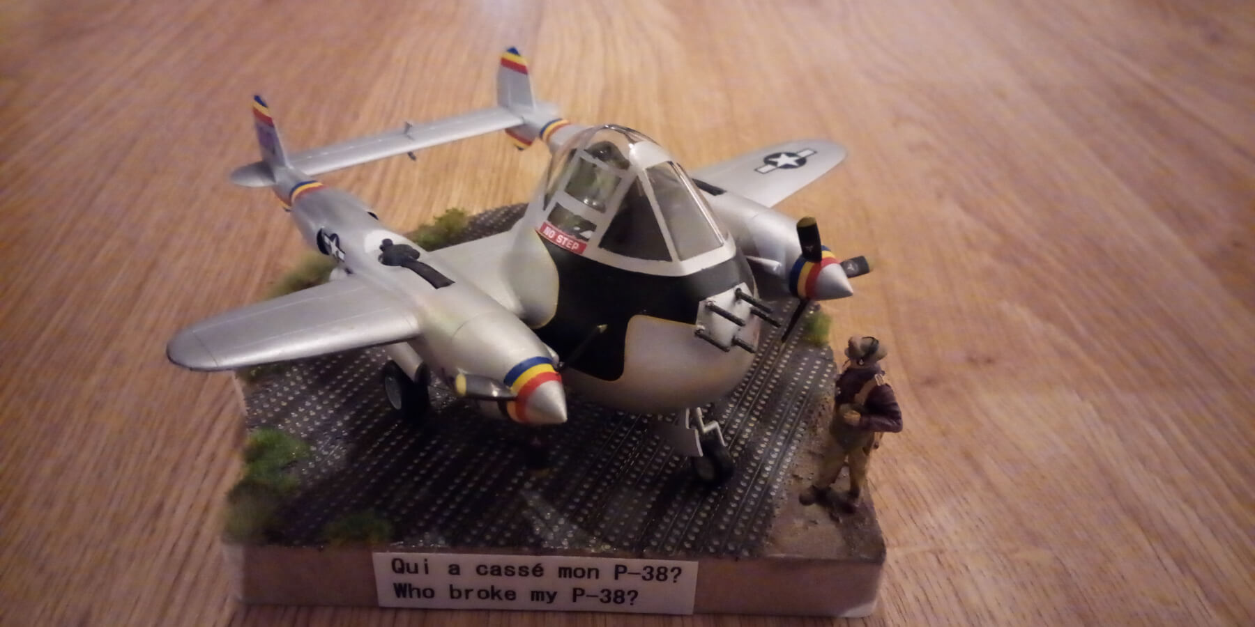 Eggplane P38 lightning